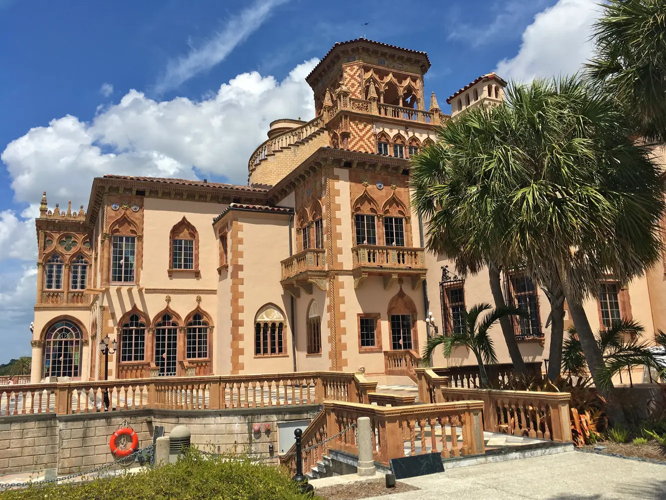 Colorful Venetian Gothic exterior of Ca d’Zan mansion overlooking Sarasota Bay